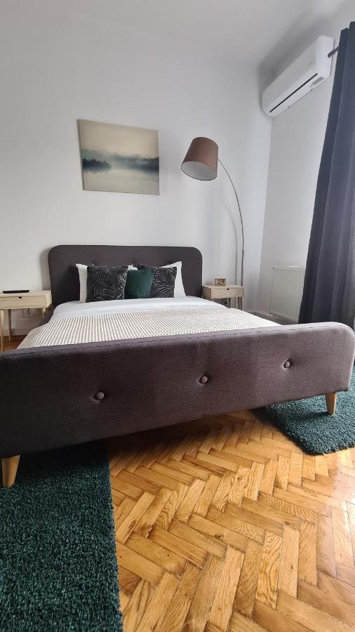 Bulevard Apartments サトゥ・マーレ エクステリア 写真