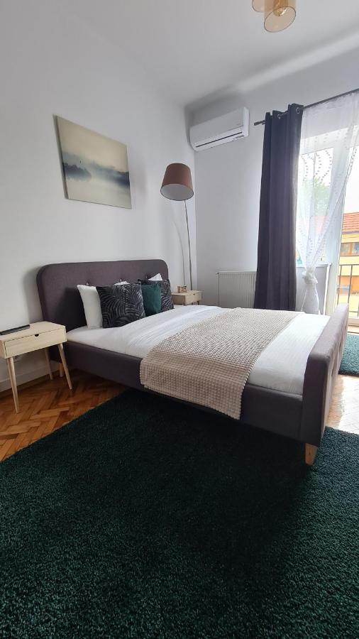 Bulevard Apartments サトゥ・マーレ エクステリア 写真