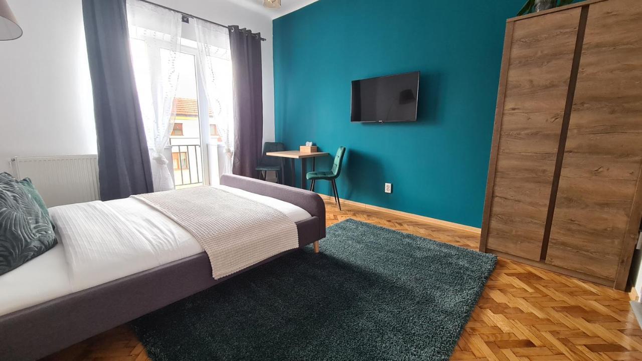 Bulevard Apartments サトゥ・マーレ エクステリア 写真