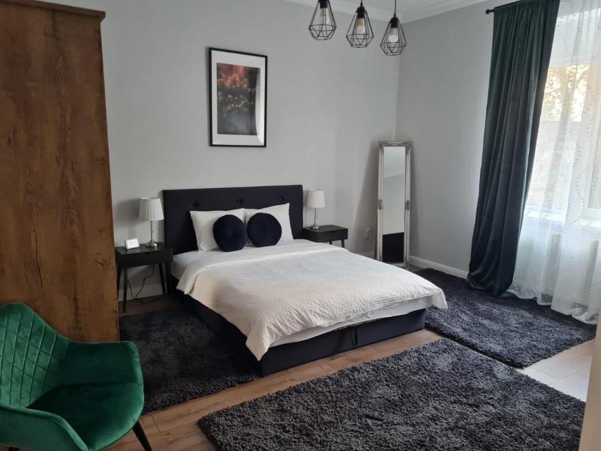 Bulevard Apartments サトゥ・マーレ エクステリア 写真