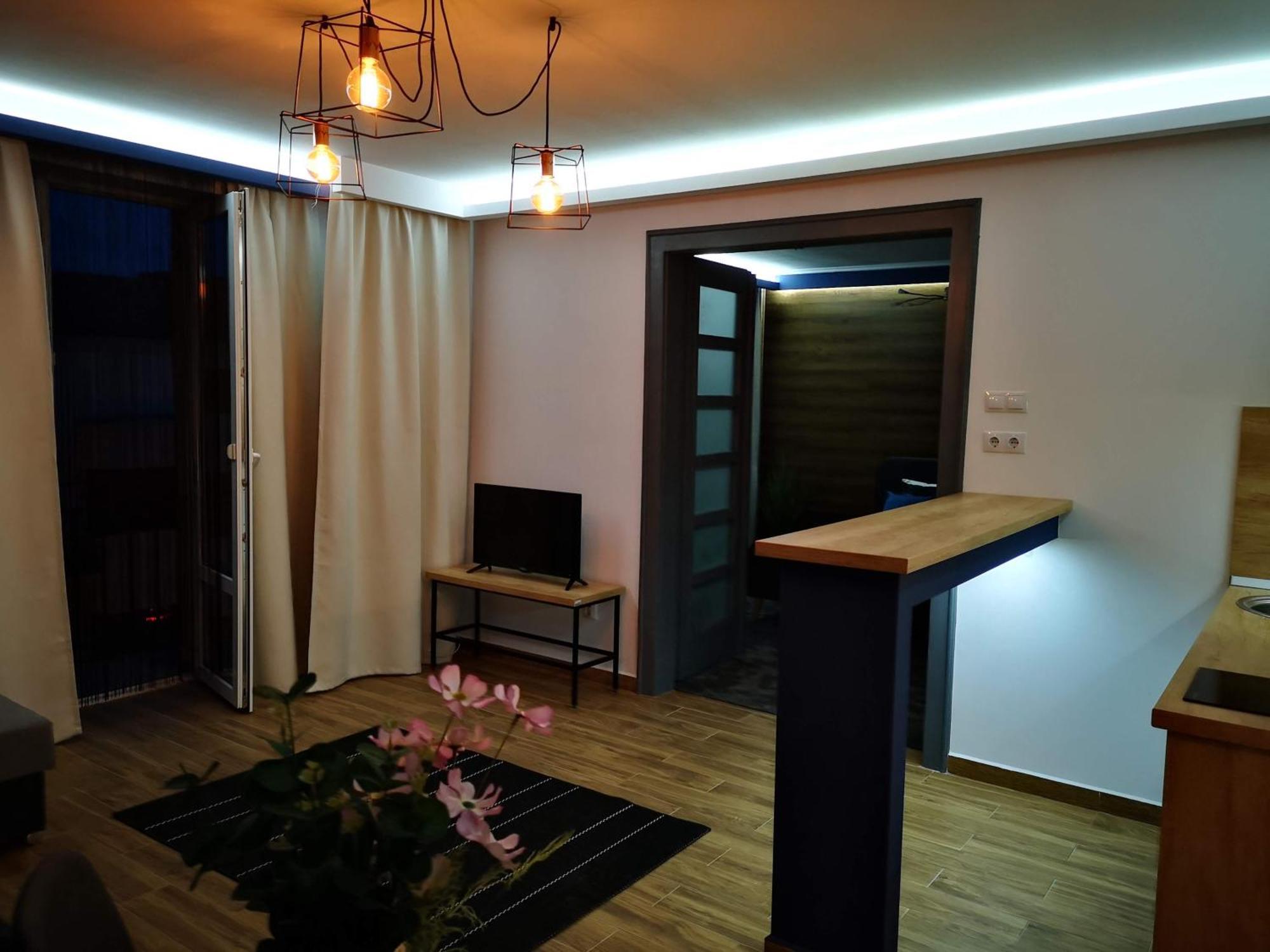 Bulevard Apartments サトゥ・マーレ エクステリア 写真